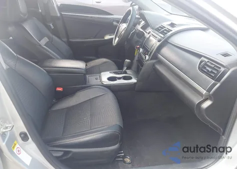 2014 Toyota Camry Se z USA, uszkodzony, nr VIN 4T1BF1FK8EU321916